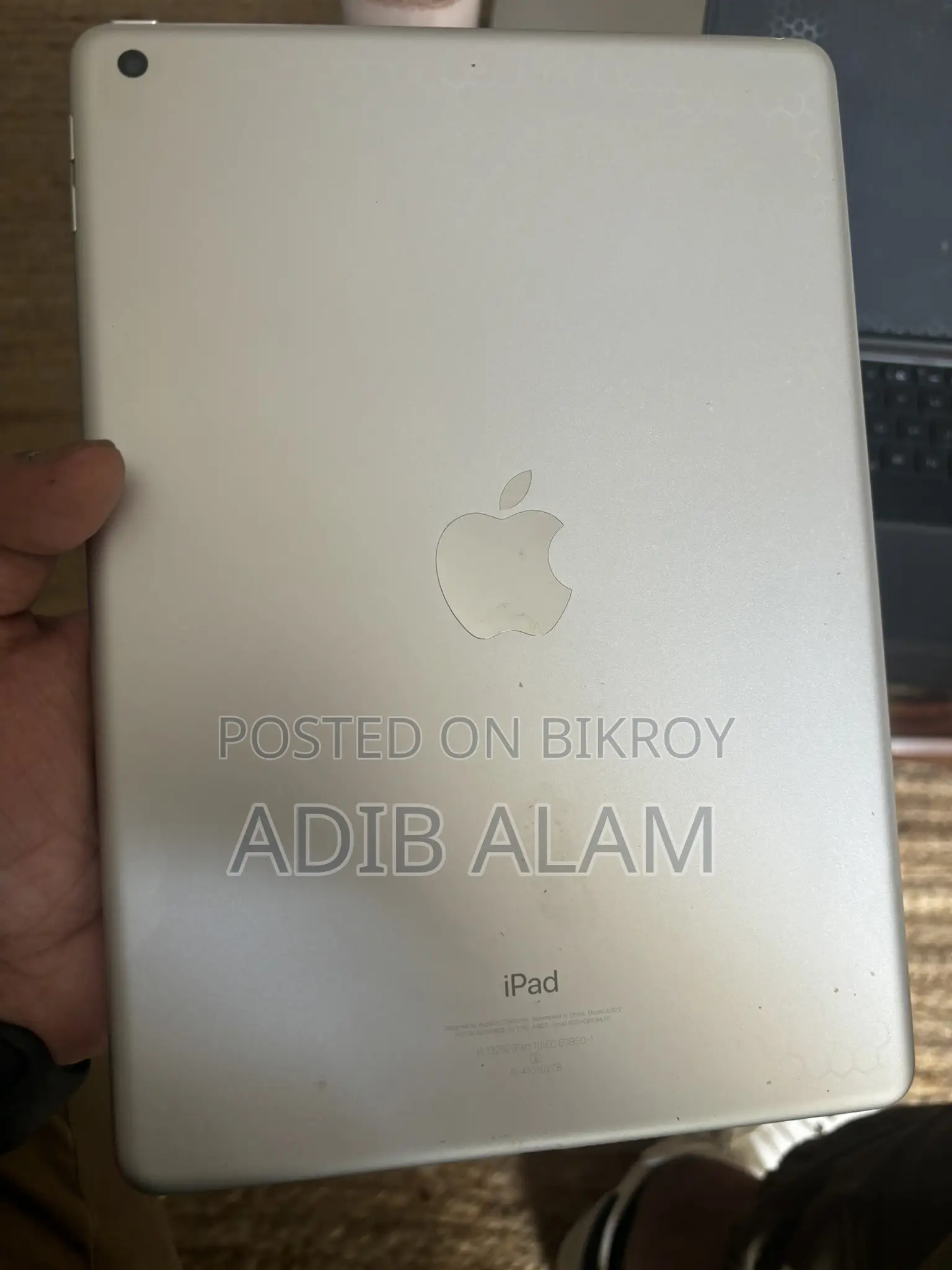 For Sale Ipad 5th Generation 32GB wifi only