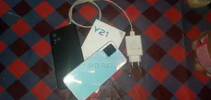 Vivo Y21 64 GB White