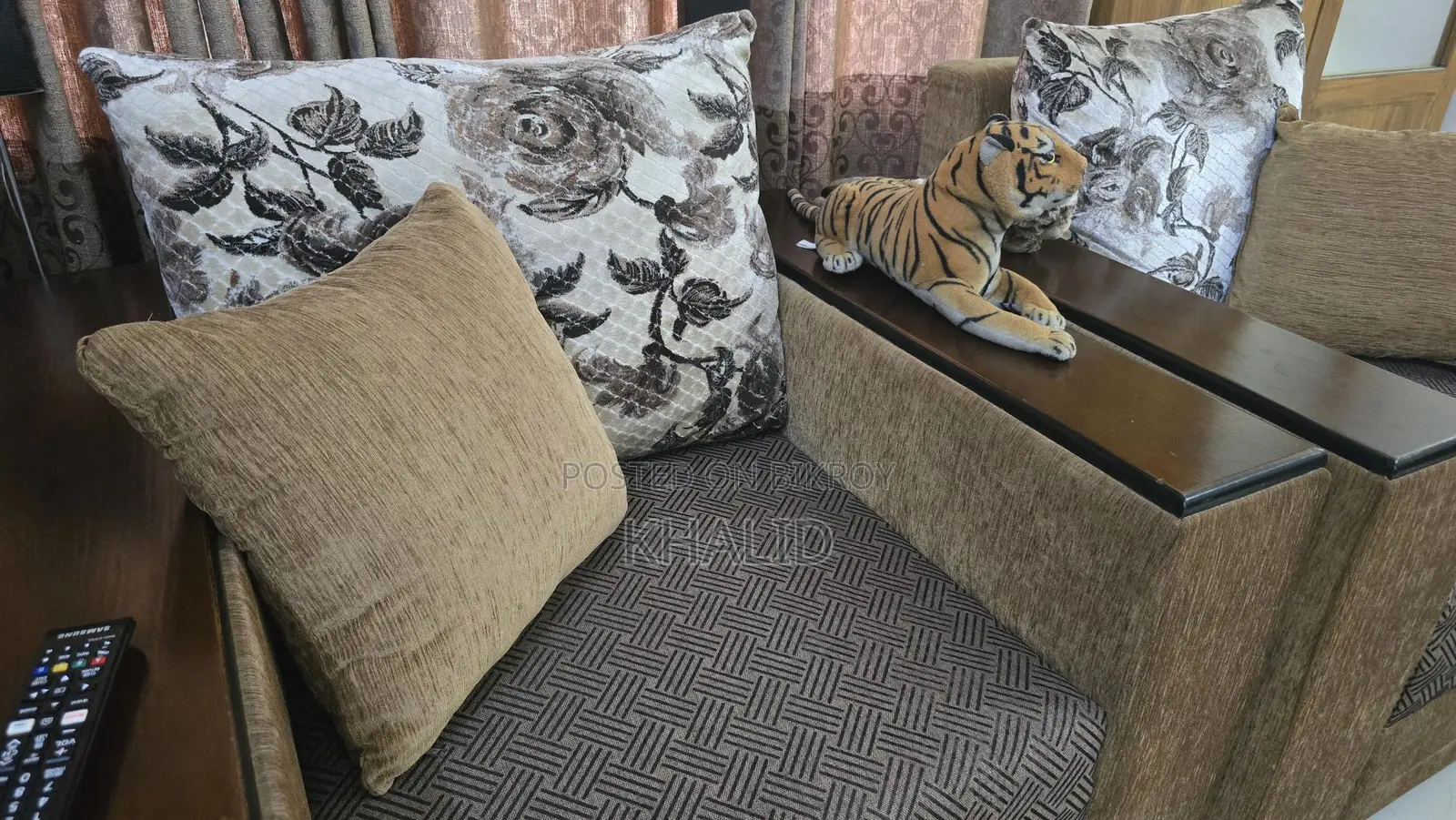 5-Seater Modern Sofa