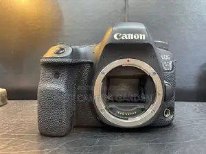📸 Canon 6D Mark II (Full Frame DSLR) – বিক্রয়ের জন্য