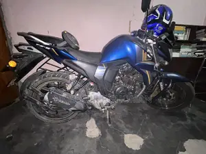 Yamaha FZs V2 . 2021
