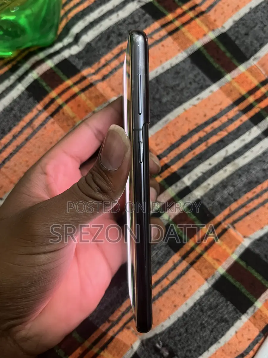 Samsung Galaxy S21 (Used)