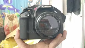 ক্যানন 700D ক্যামেরা