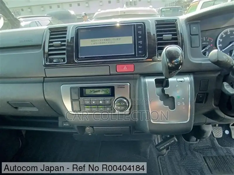 Toyota Hiace Super GL Dp2 4 point 2022