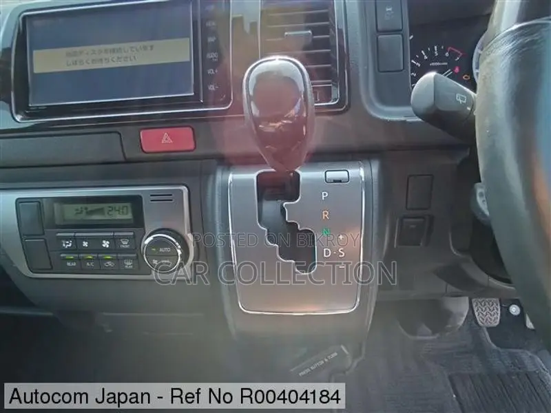 Toyota Hiace Super GL Dp2 4 point 2022