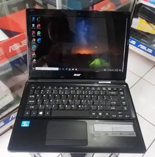 Acer core i3 3rd gen: 4gb ram/500gb hdd