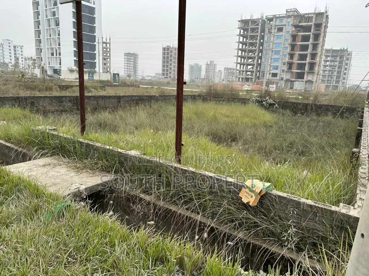 4 -Katha Lake View, plot sale L -block bashundhara, baridhara