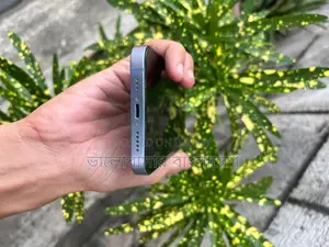 Apple iPhone 14 (Used)