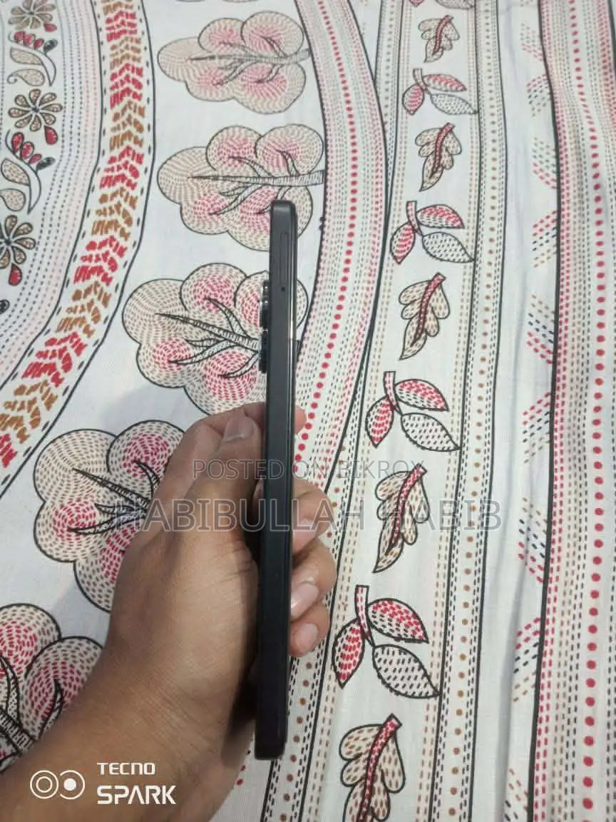 Xiaomi Redmi 12 (Used)
