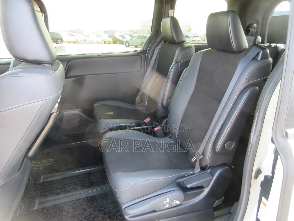 Toyota Noah SI_WXB_HYBRID 2021