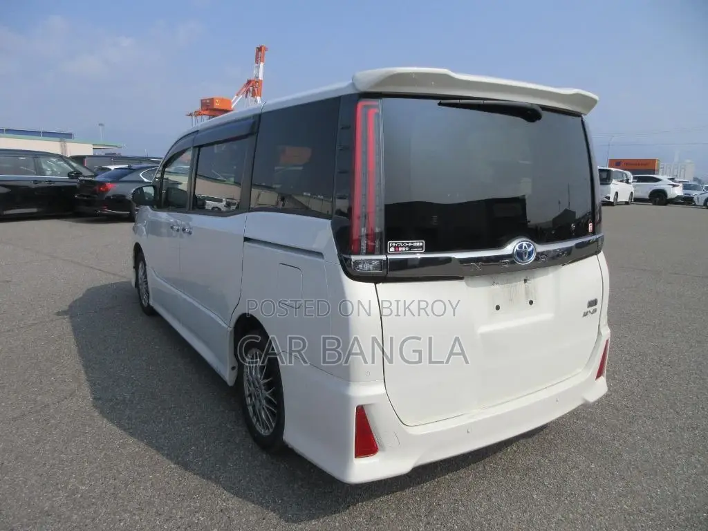 Toyota Noah SI_WXB_HYBRID 2021