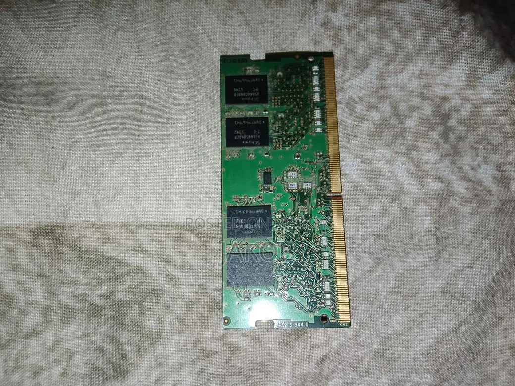 Laptop RAM DDR4 4GB at 2133MHz (4x2)