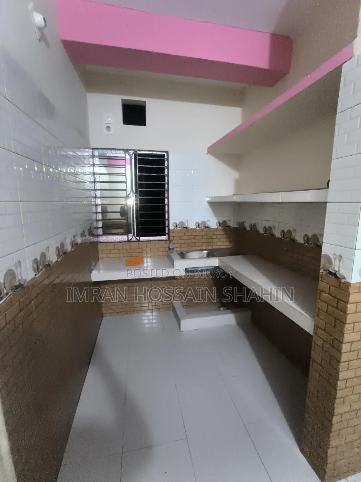 Flat for rent for a small family