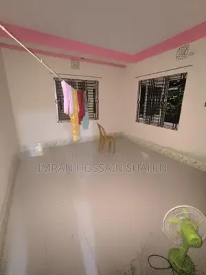 Flat for rent for a small family