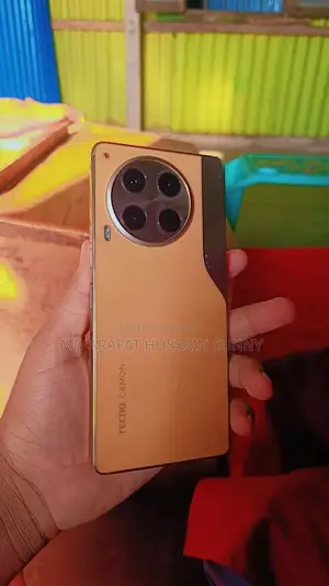 টেকনো ক্যামন ৩০ (ব্যবহৃত)