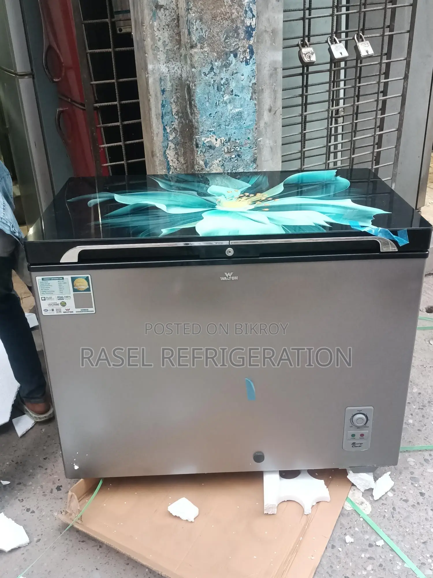 40% ডিসকাউন্টে WCG-2E5-GDEL-DD মডেল এর 255 লিটার ওয়ালটোন ফিরিজ।