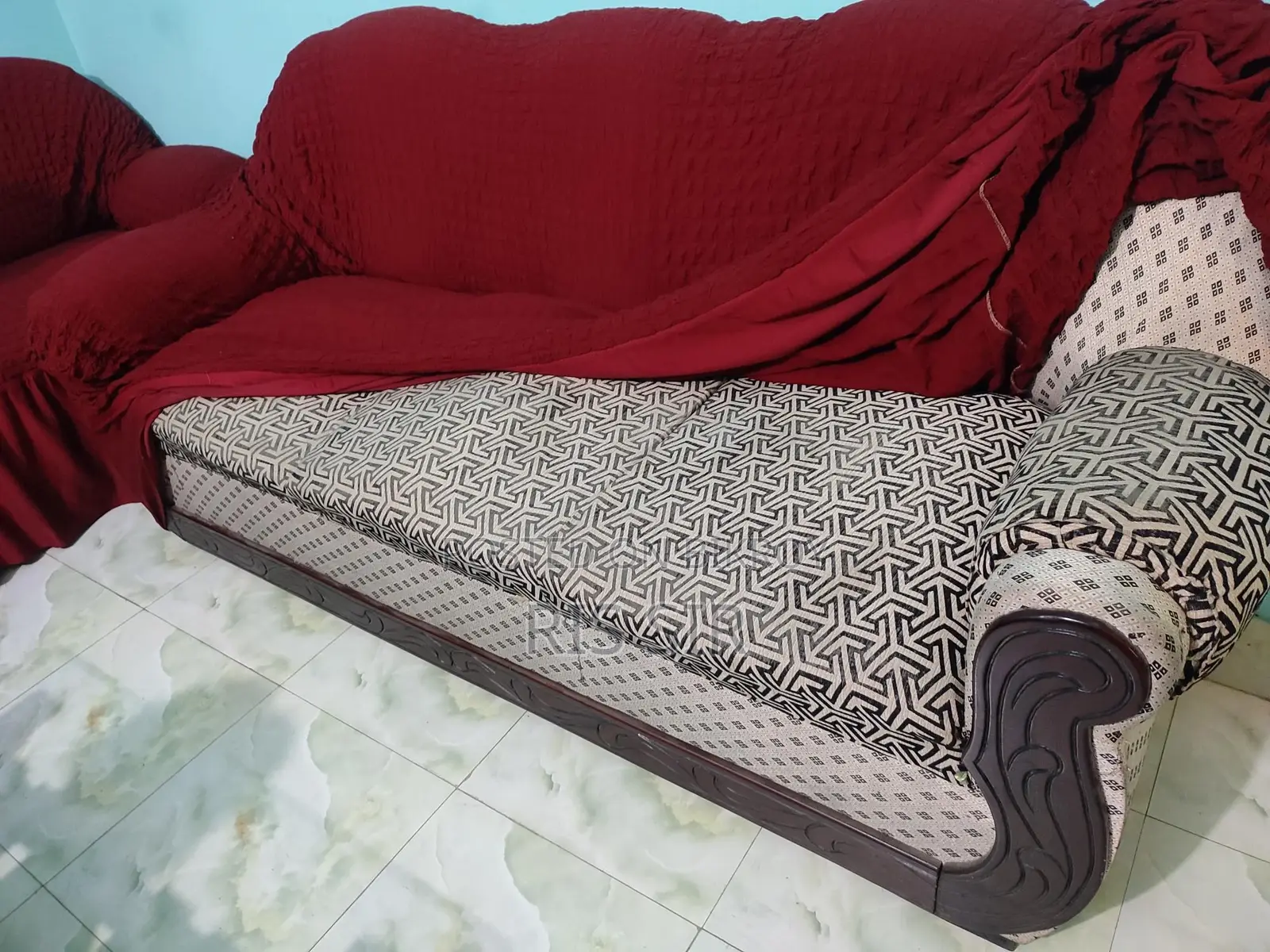 High-Quality Sofa Set