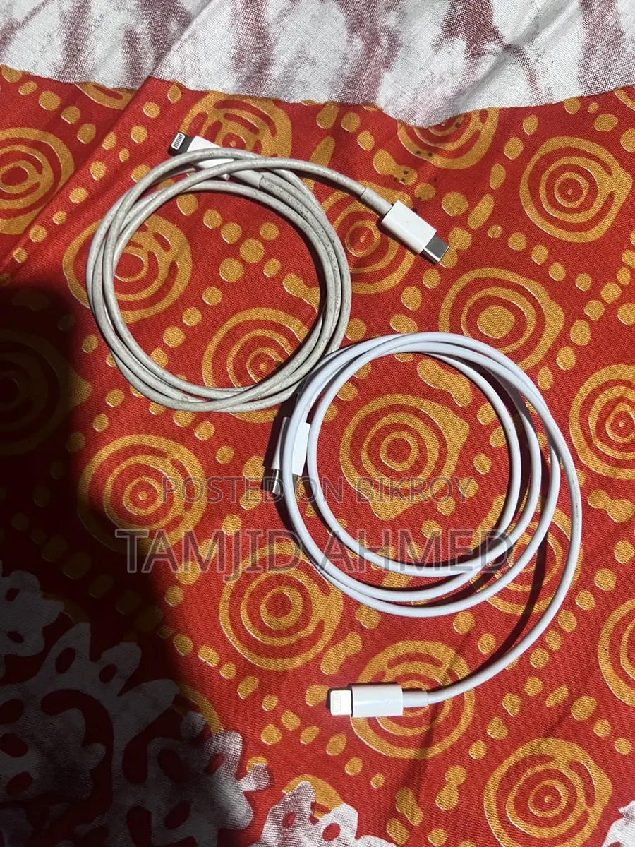 iPhone Cable
