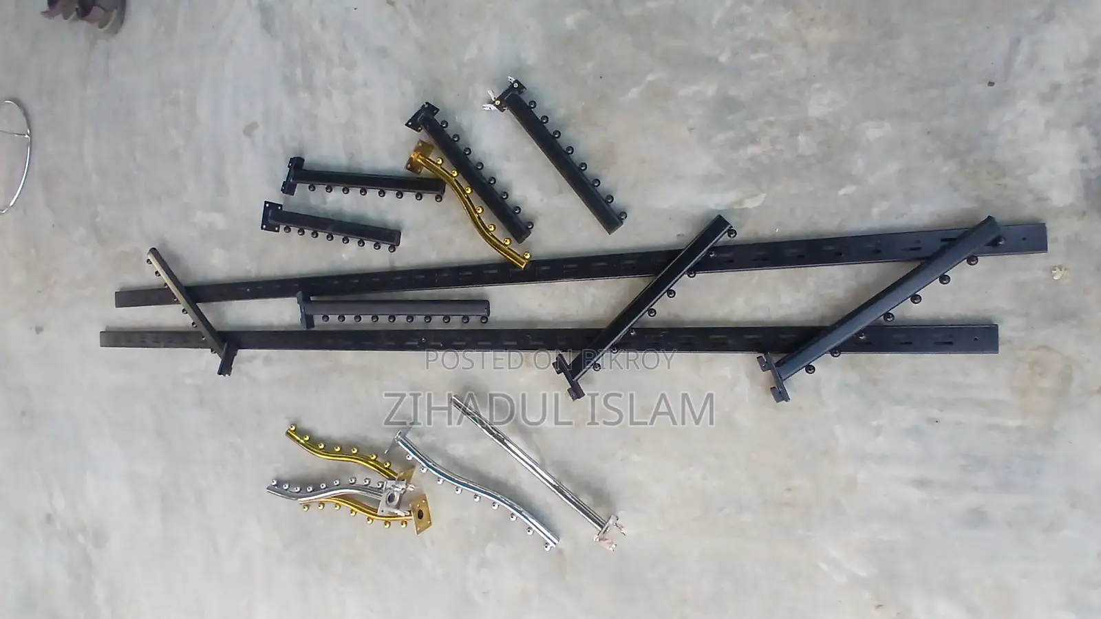 কাপড়ের দোকানের জন্য হেঙ্গার