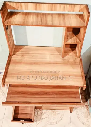 টেবিল কম্পিউটার ল্যাপটপ টিভি টেবিল।