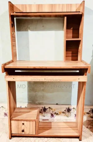 টেবিল কম্পিউটার ল্যাপটপ টিভি টেবিল।