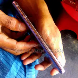 Samsung Galaxy S21 (Used)
