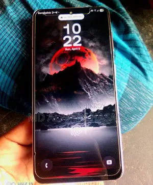 Samsung Galaxy S21 (Used)