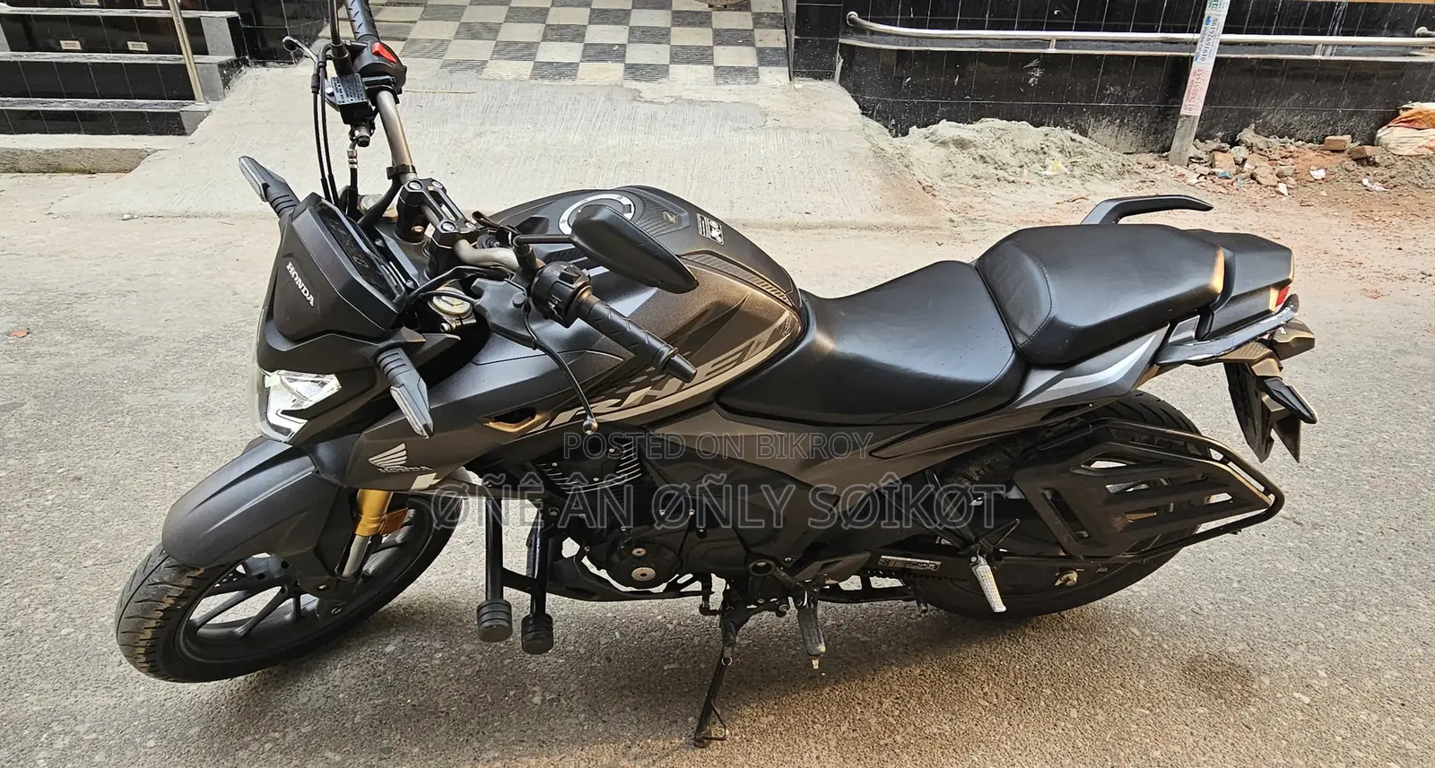 Honda Hornet 2.0 2024