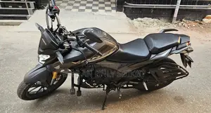 Honda Hornet 2.0 2024