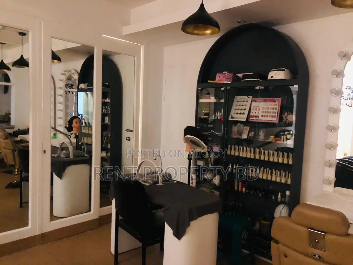 Ready Parlor Rent Full Furnished In Gulshan