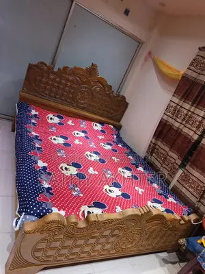 সেগুন কাঠের খাট