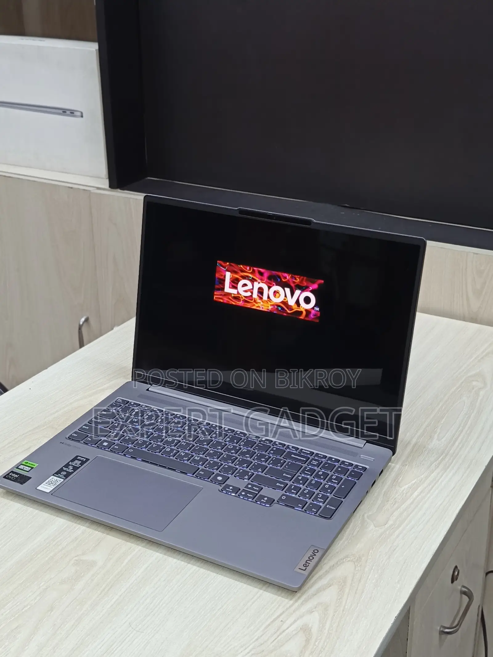 Lenovo Ideapad Pro 5i | Core Ultra 7-155H (I7- 14th Gen) RTX 3050 6 GB