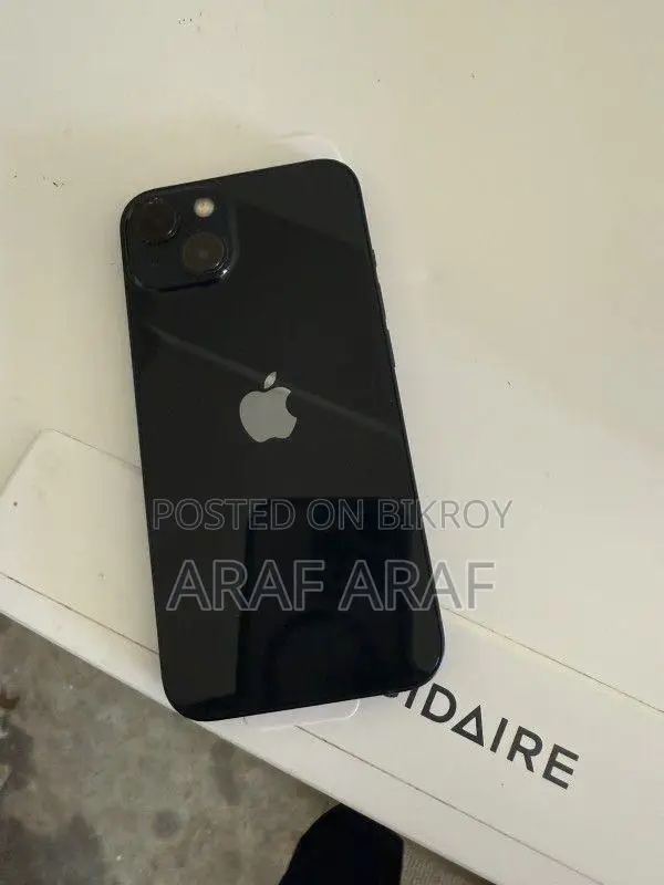 Apple iPhone 13 (Used)