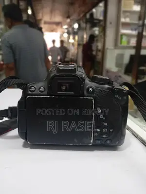 Canon-700d
