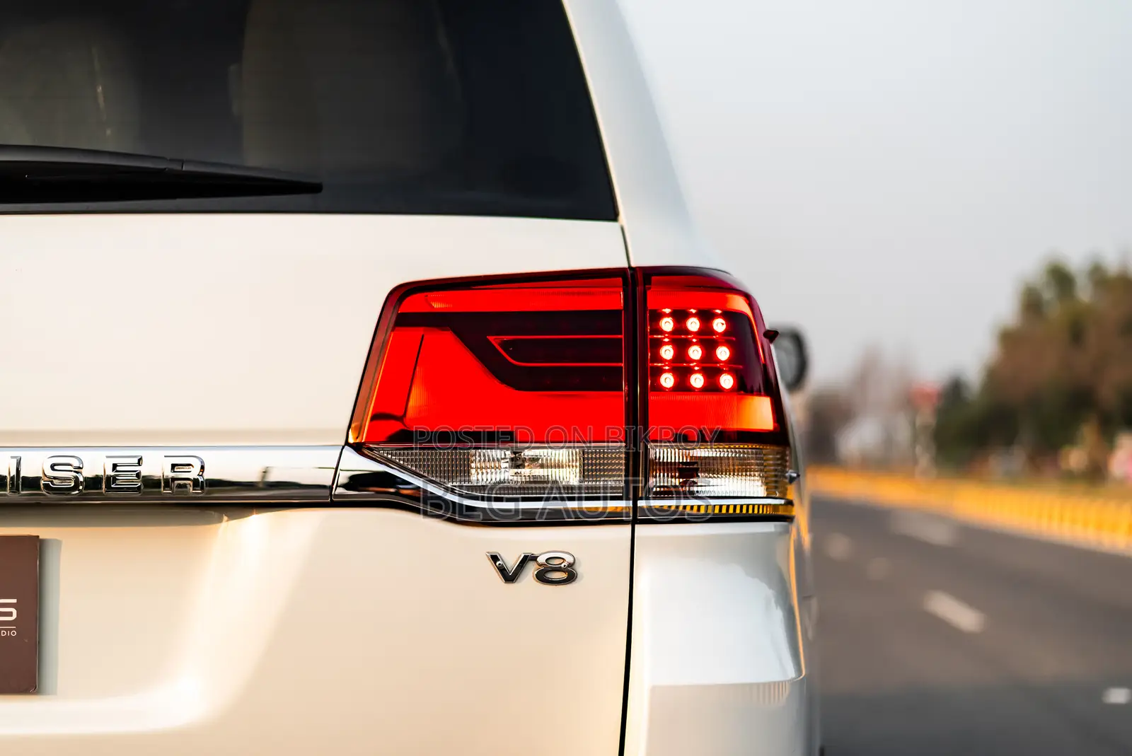 Toyota Land Cruiser ZX V8 2015