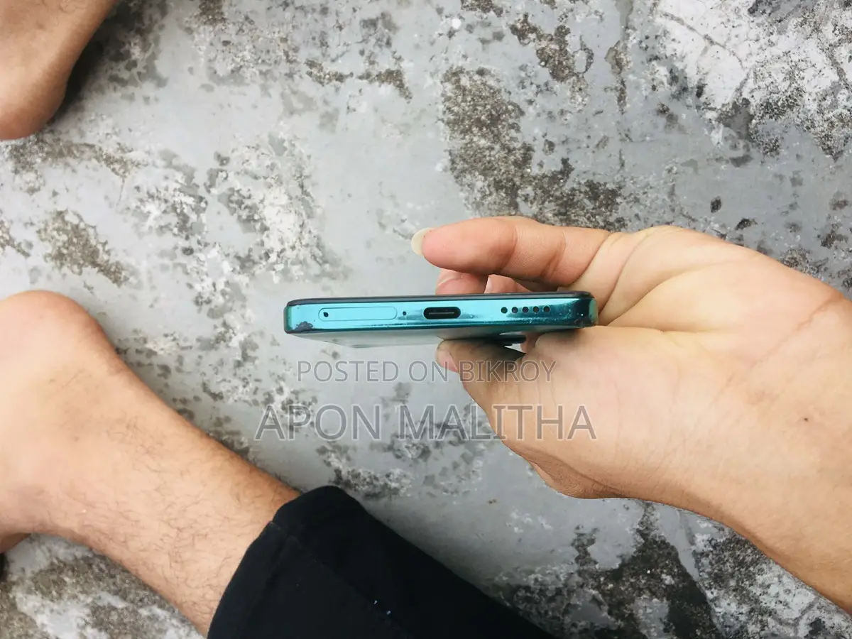 Vivo v40 lite (Used)