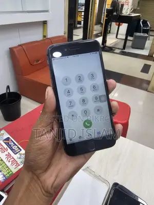 Apple iPhone 8 (Used)