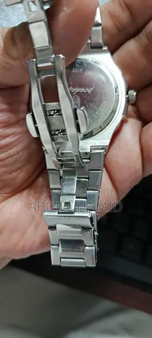 Poedagar Watch