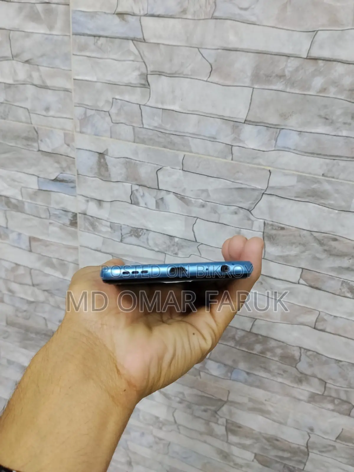 Vivo Y20s . (Used)