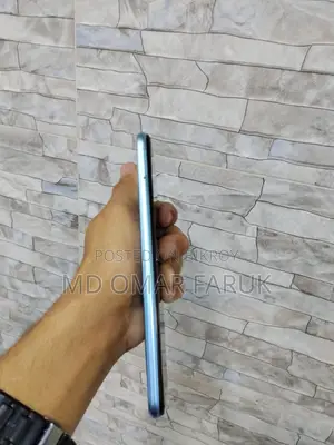 Vivo Y20s . (Used)