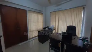 অফিস স্পেস ভাড়া দেওয়া হবে