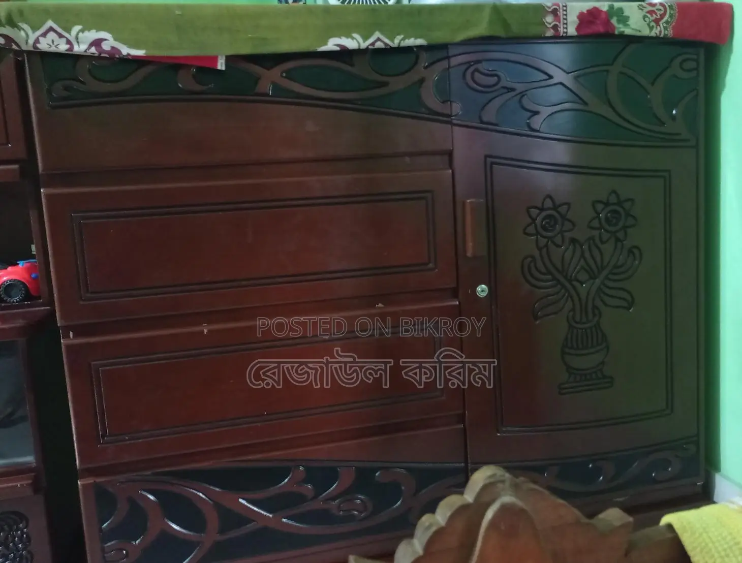 ওয়ার্ড্রব & ড্রেসিং টেবিল
