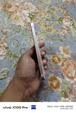 Apple iPhone 12 (Used)