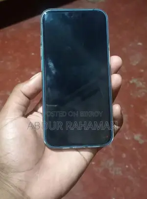 Apple iPhone 13 (Used)