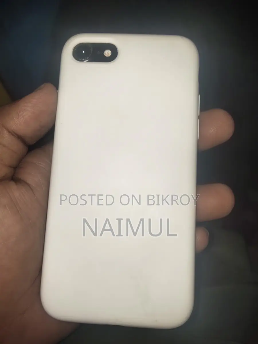 Apple iPhone 7 (Used)
