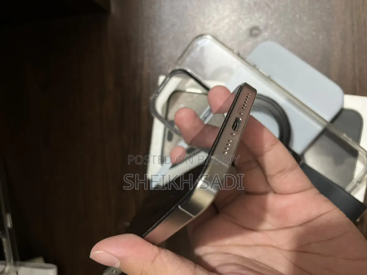 Apple iPhone 15 Pro Max (Used)