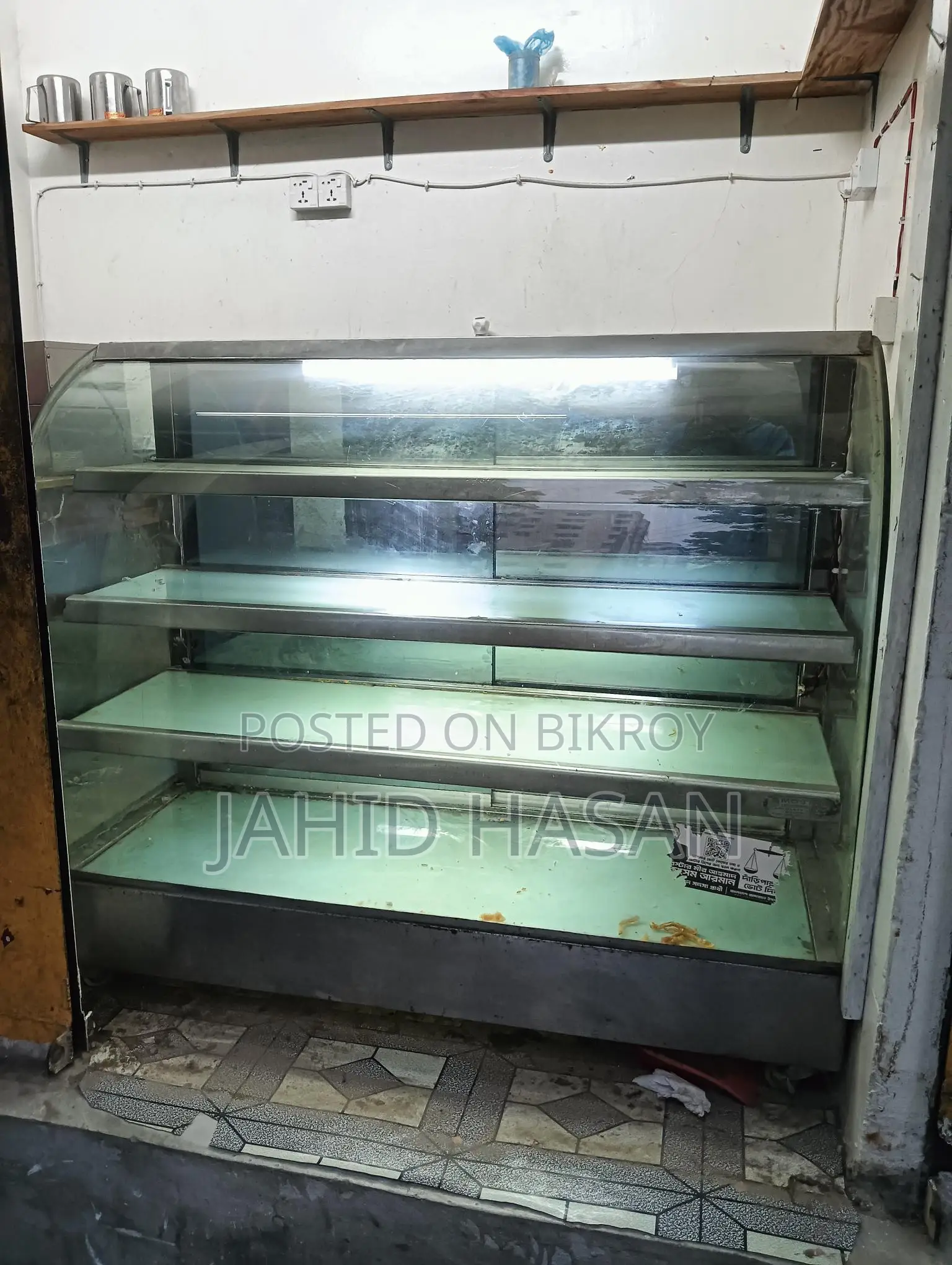 Urgent Sale – Food Display Showcase
