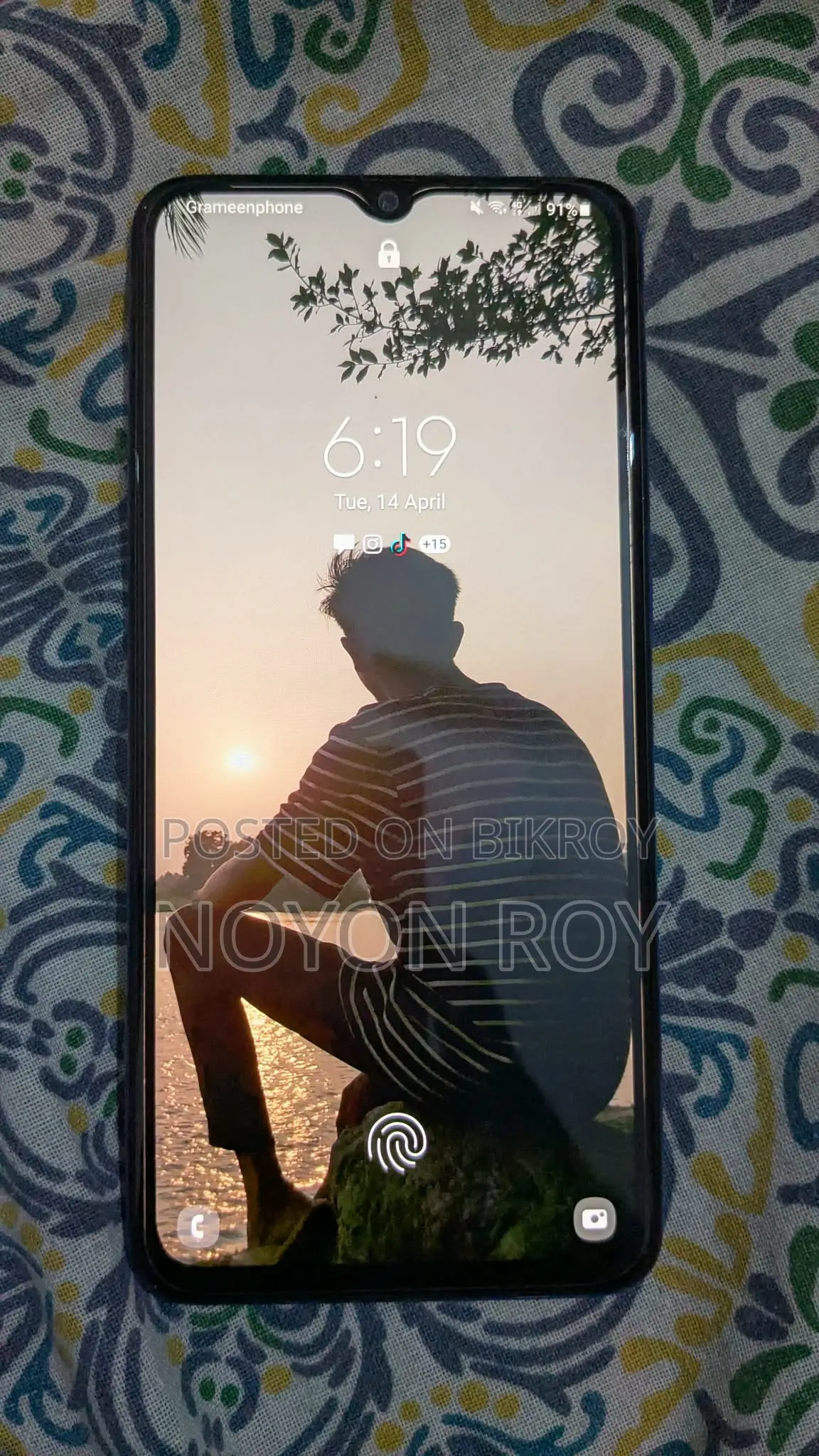 Samsung Galaxy A70 (Used)