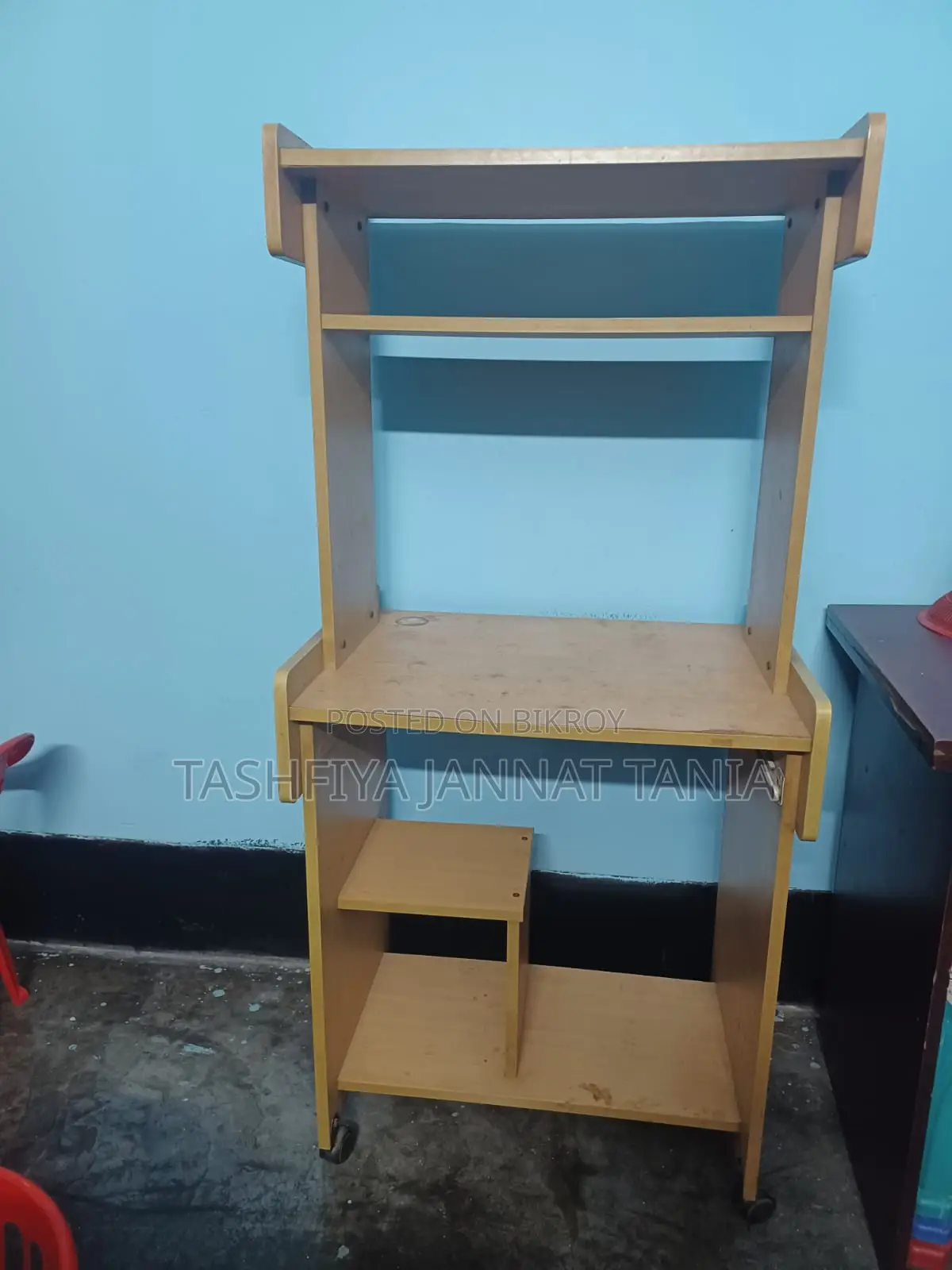 পিসি টেবিল