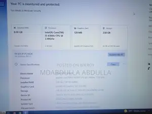 একহাতে ইউজ ল্যাপটপ